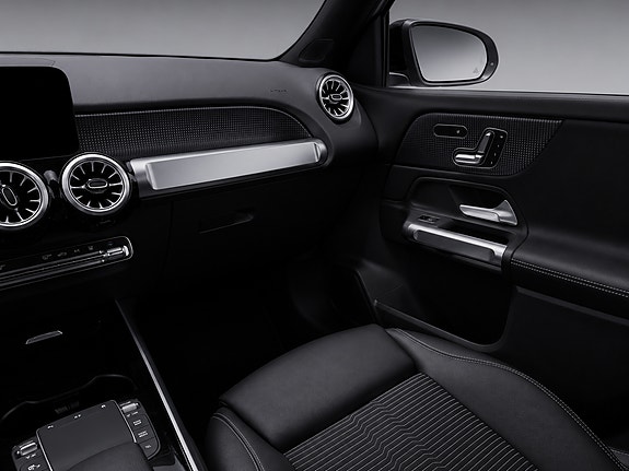 Mercedes-Benz EQB300 20 of 30