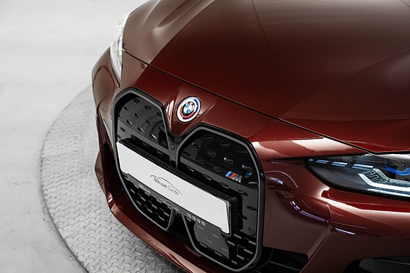 BMW i4 4 of 5