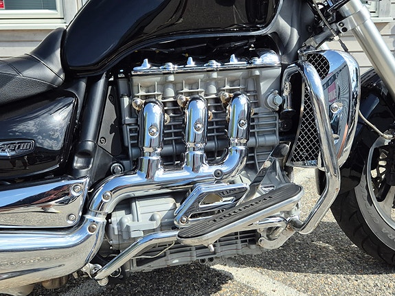 Triumph Rocket III **NY SERVICE/ GARANTI** 21 of 30