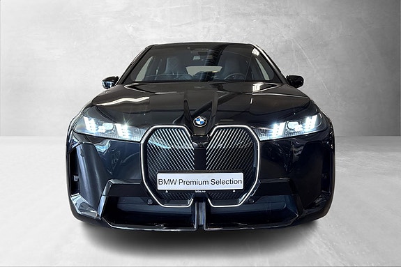 BMW iX 3 of 5