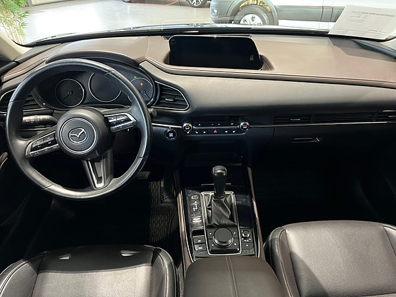 Mazda CX-30 10 of 25