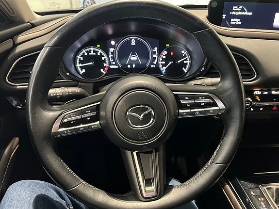 Mazda CX-30 23 of 25