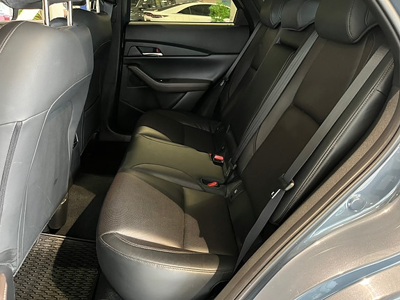 Mazda CX-30 9 of 25