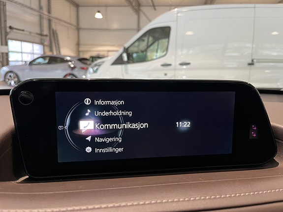 Mazda CX-30 16 of 25