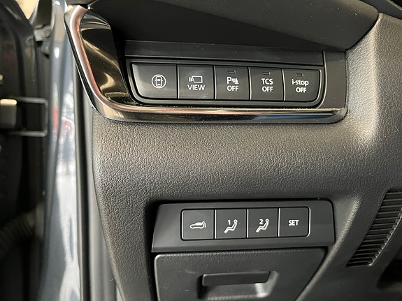 Mazda CX-30 14 of 25