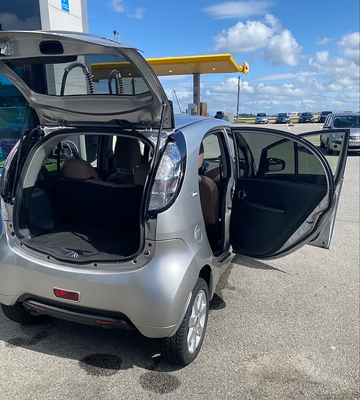 Citroen C-Zero 4 of 7