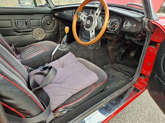 MG MGB 8 of 20