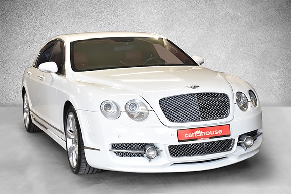 Bentley Continental Flying Spur 4 of 5