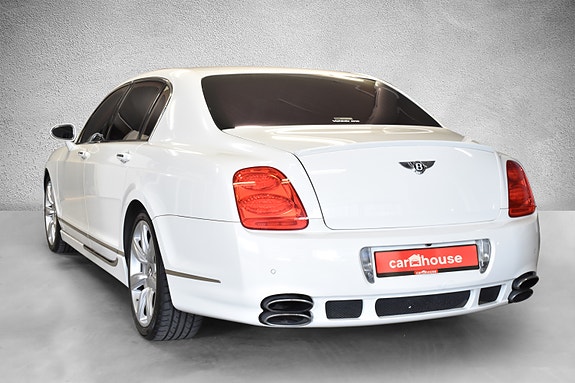 Bentley Continental Flying Spur 5 of 5
