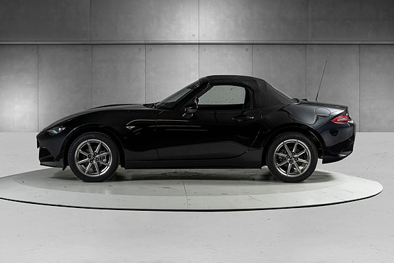 Mazda MX-5 10 of 27
