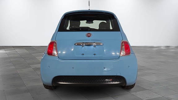 Fiat 500 4 of 5