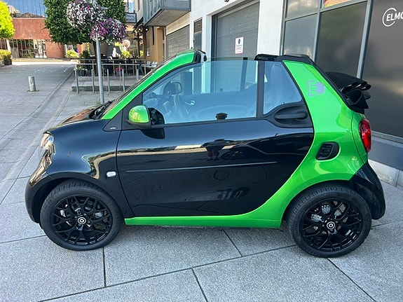 Smart Fortwo 2 of 5