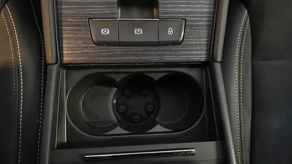 Skoda Superb 22 of 30