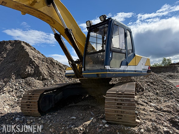 Kobelco SK200LC Mark 3 3 of 5