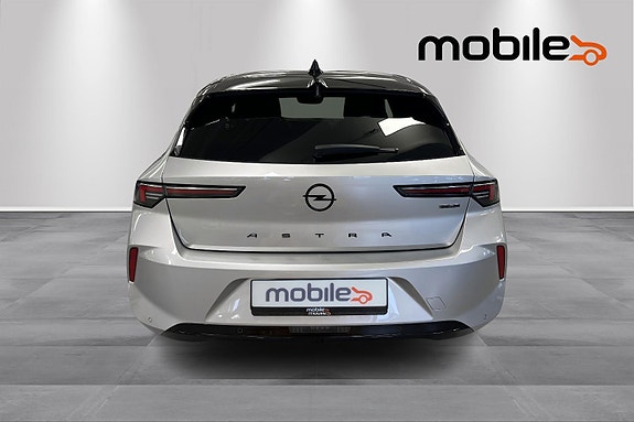 Opel Astra 4 of 5