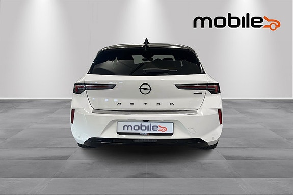 Opel Astra 4 of 5