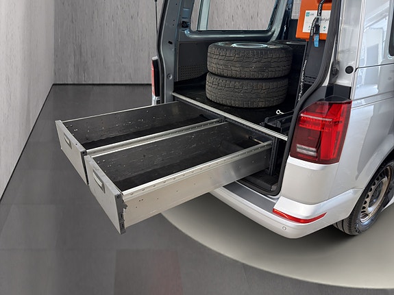Volkswagen Transporter 12 of 22