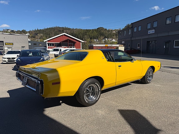Dodge Charger 4 of 5