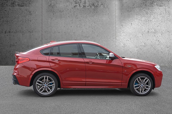 BMW X4 M 6 of 30