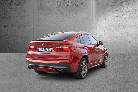 BMW X4 M 7 of 30