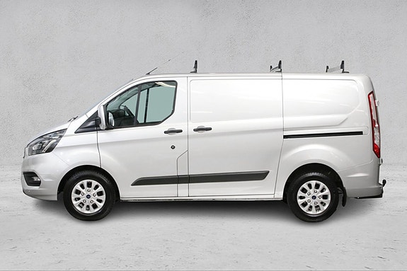 Ford Transit Custom 2 of 26