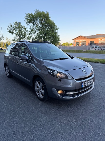 Renault Grand Scenic III 12 of 30