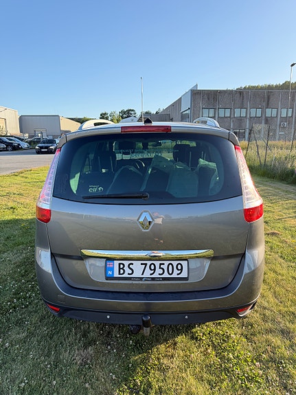 Renault Grand Scenic III 9 of 30