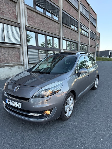 Renault Grand Scenic III 13 of 30