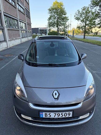Renault Grand Scenic III 11 of 30