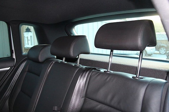 Volkswagen Tiguan 17 of 30
