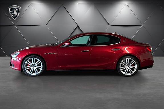 Maserati Ghibli 8 of 27