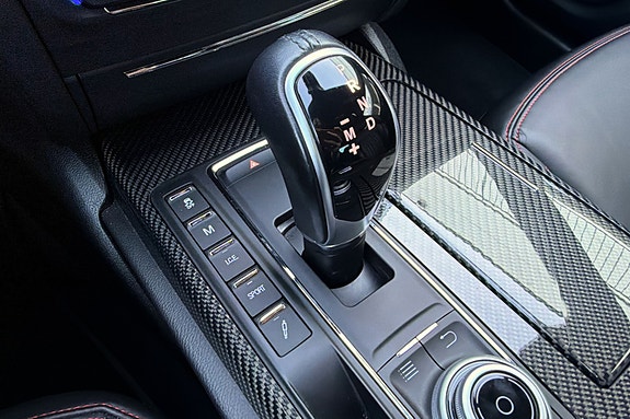 Maserati Ghibli 18 of 27