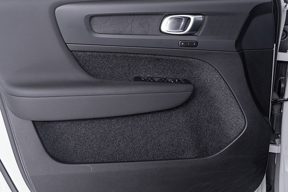 Volvo C40 19 of 30