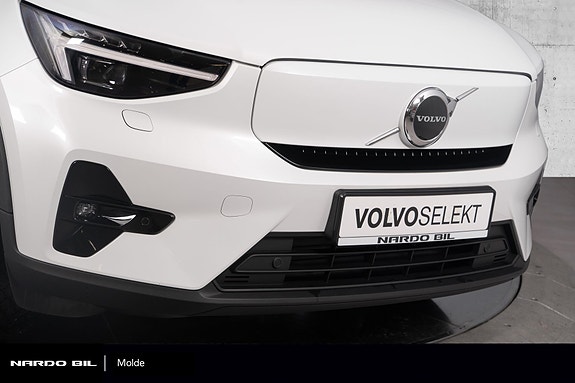 Volvo C40 2 of 30