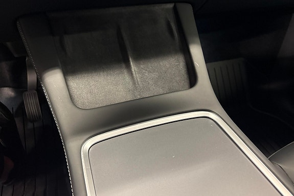 Tesla Model Y 24 hos Sommerseth
