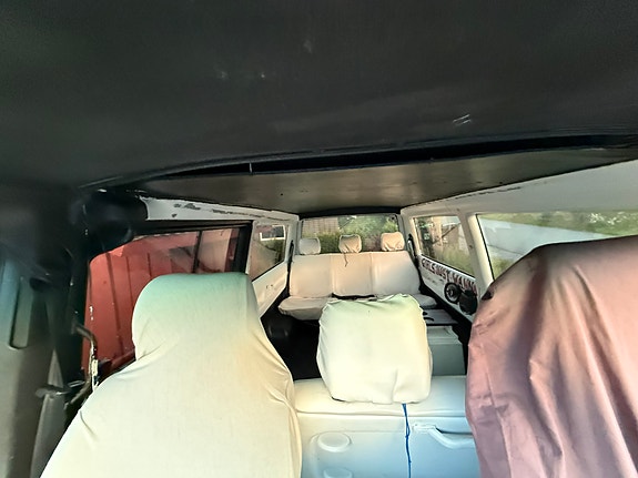 Volkswagen Caravelle 14 of 15