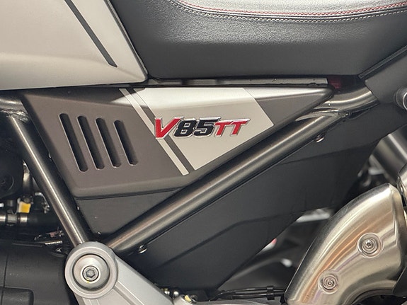 Moto Guzzi V85 Travel SOLGT men vi har nye !! 2026 3x vesker / V.H 9 of 19