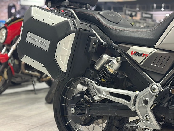 Moto Guzzi V85 Travel SOLGT men vi har nye !! 2026 3x vesker / V.H 6 of 19