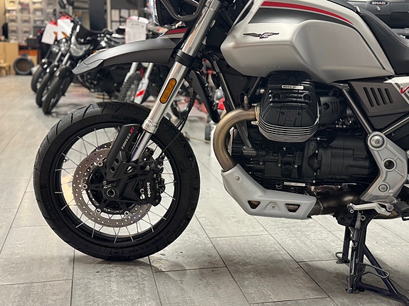 Moto Guzzi V85 Travel SOLGT men vi har nye !! 2026 3x vesker / V.H 10 of 19