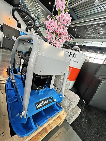 Hitachi Elektrisk vibroplate 3 of 5