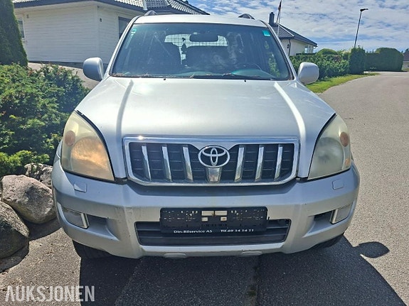 Toyota Land Cruiser