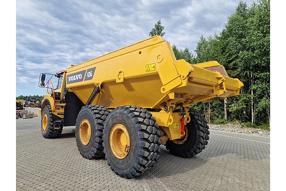 Volvo A25G 2 of 5