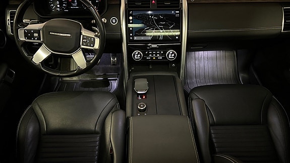 Land Rover Discovery 11 of 30