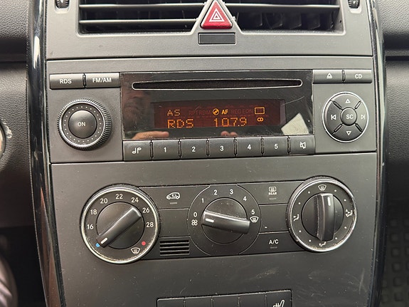 Mercedes-Benz A150 15 of 20