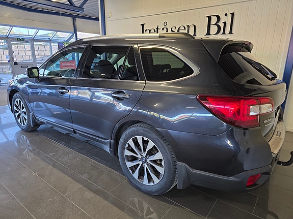 Subaru Outback 3 of 30