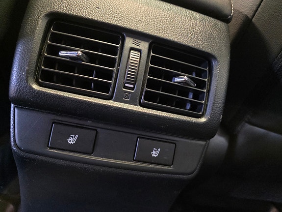 Subaru Outback 10 of 30