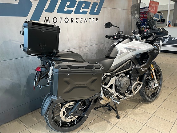Triumph Tiger 1200 Rally 4 of 5