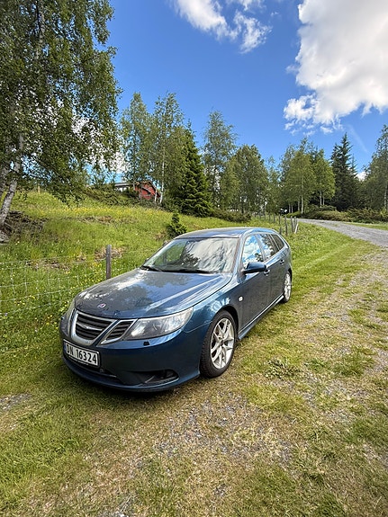 Saab 9-3 2 of 5