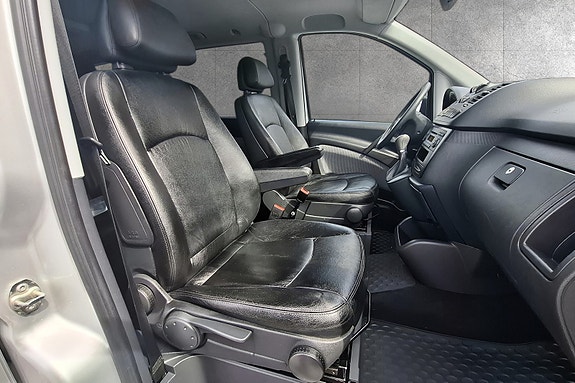 Mercedes-Benz Vito 113 15 of 24