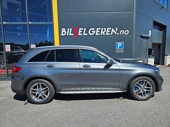 Mercedes-Benz GLC350 e 3 of 5